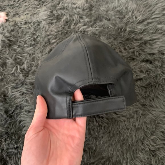Black Pleather Hat - Picture 2 of 2
